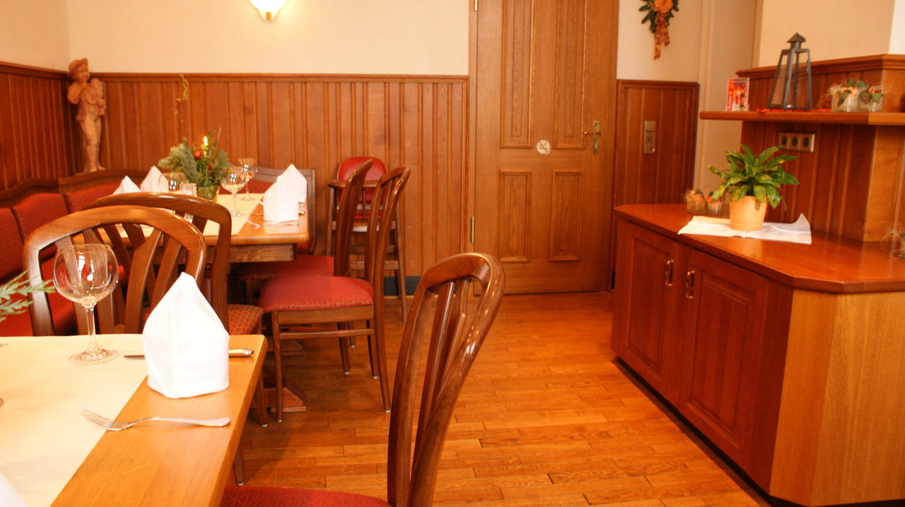 Landhotel Loenskrug Hellental Bagian luar foto